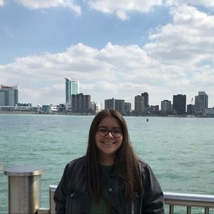 Meet your Posher, Marisol